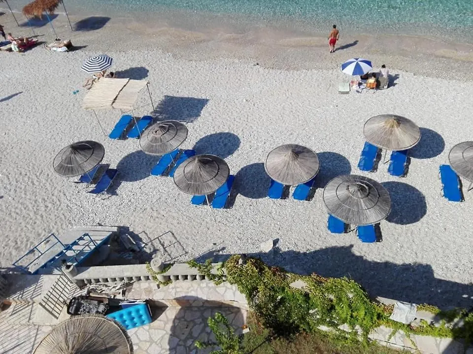 Magic Ionian Apartments & Rooms Himare Albanië