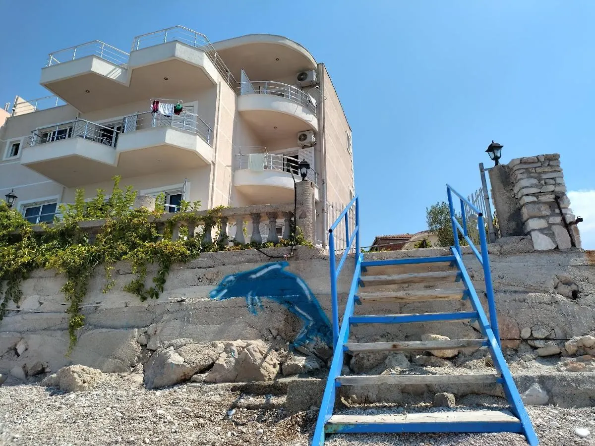 Gasthuis Magic Ionian Apartments & Rooms Himare