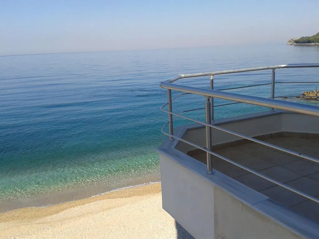 Guest house Magic Ionian Apartments & Rooms Himare