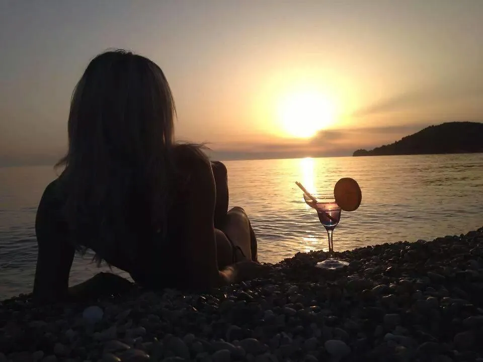 Magic Ionian Apartments & Rooms Himare
