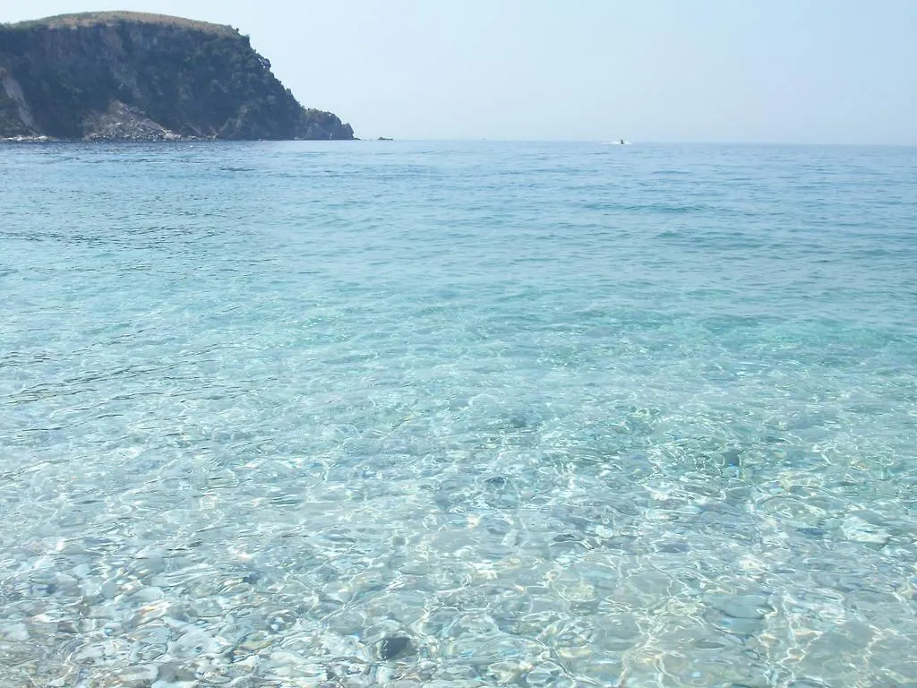 Guest house Magic Ionian Apartments & Rooms Himare